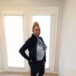 Meet your Posher, Lanette